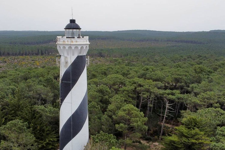 Découverte du fameux Phare de Contis dans les Landes