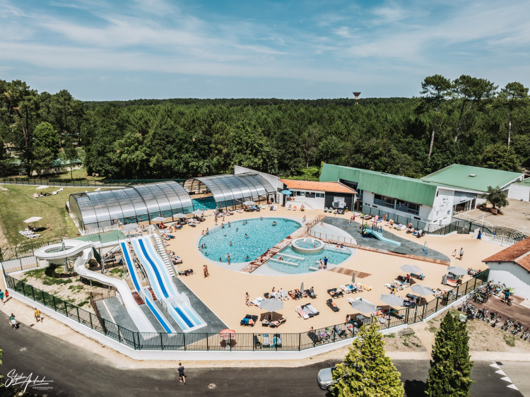 centre aquatique au village vacances Les Chênes de Léon